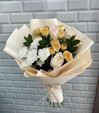 Букет цветов из:  Розы и Хризантемы в Ягодное