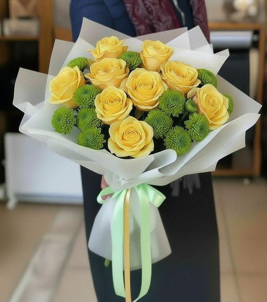 Букет цветов из: Хризантемы и Розы в Ягодное