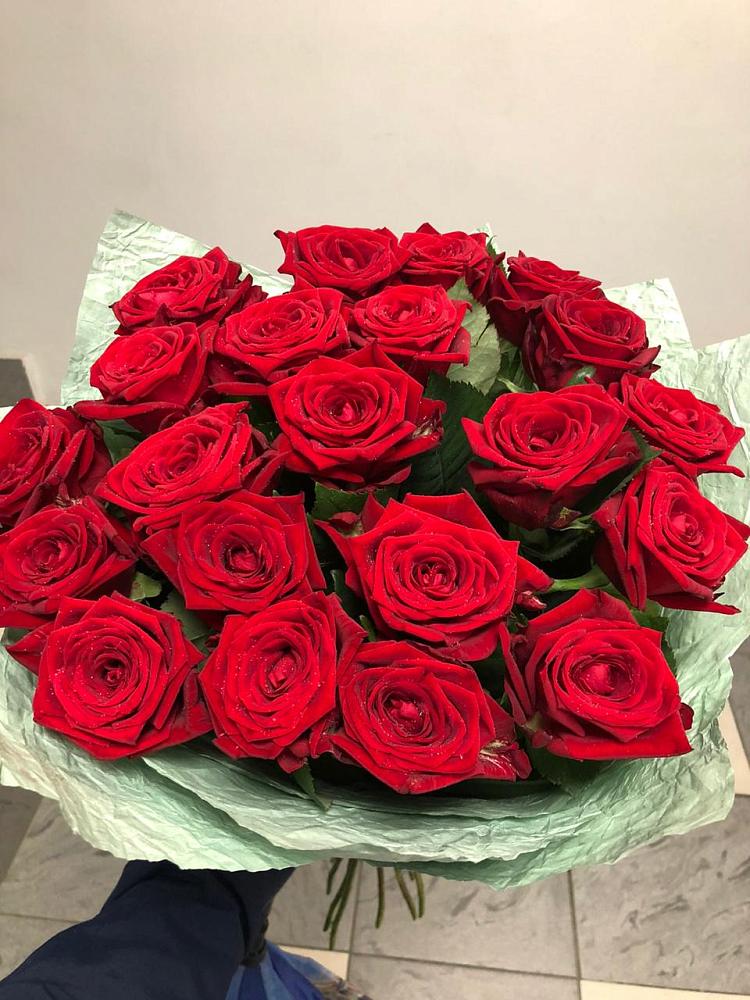 Розы Классика в Ягодное Букет Классика в Ягодное