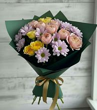 Букет цветов из:  Хризантемы и Розы #REPLACE_PRED# Ягодное