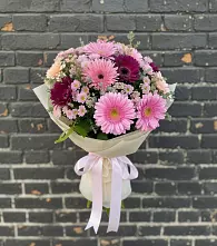 Букет цветов из:  Герберы и Хризантемы в Ягодное